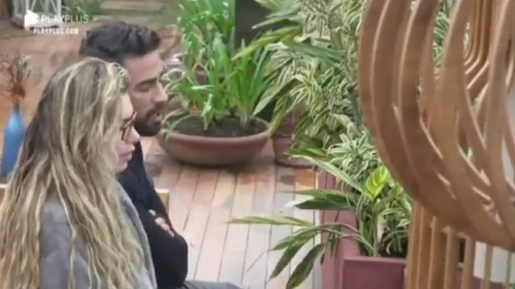 A Fazenda 2021: Erika Schneider discute com Erasmo Viana - Reprodução/PlayPlus - Reprodução/PlayPlus