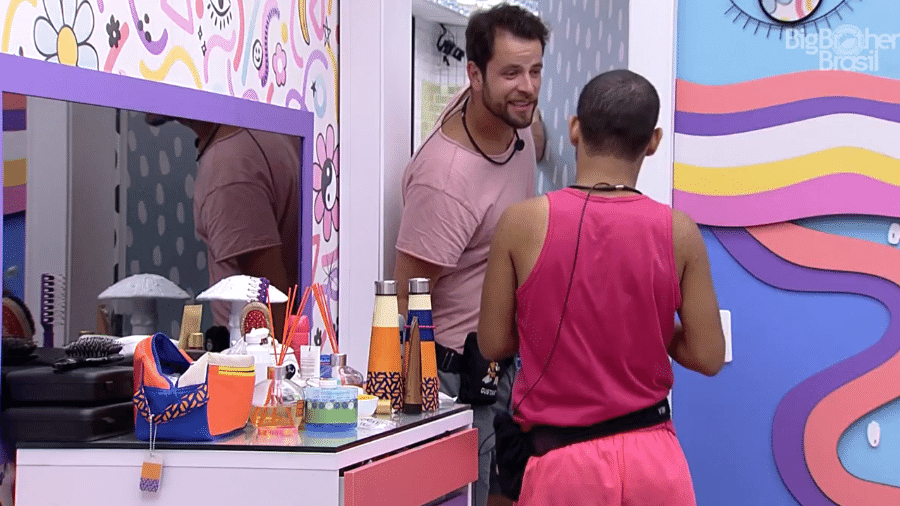 BBB 22: Vyni manda indireta para Gustavo no quarto lollipop - Reprodução/Globoplay