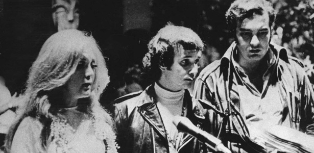 Wanderléia, Roberto Carlos e Eramos Carlos, os ídolos maiores do iê-iê-iê da Jovem Guarda, nos anos 60 - Reprodução - Reprodução