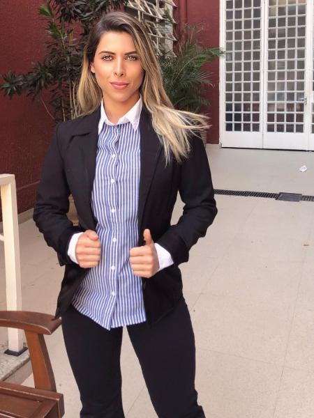 Ana Paula Minerato veste terno para apresentar programa policial em curso de TV - Reprodução/Instagram/apminerato - Reprodução/Instagram/apminerato