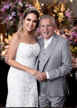 Carlos Alberto de Nóbrega e Roberta Domingues - Reprodução/Instagram - Reprodução/Instagram