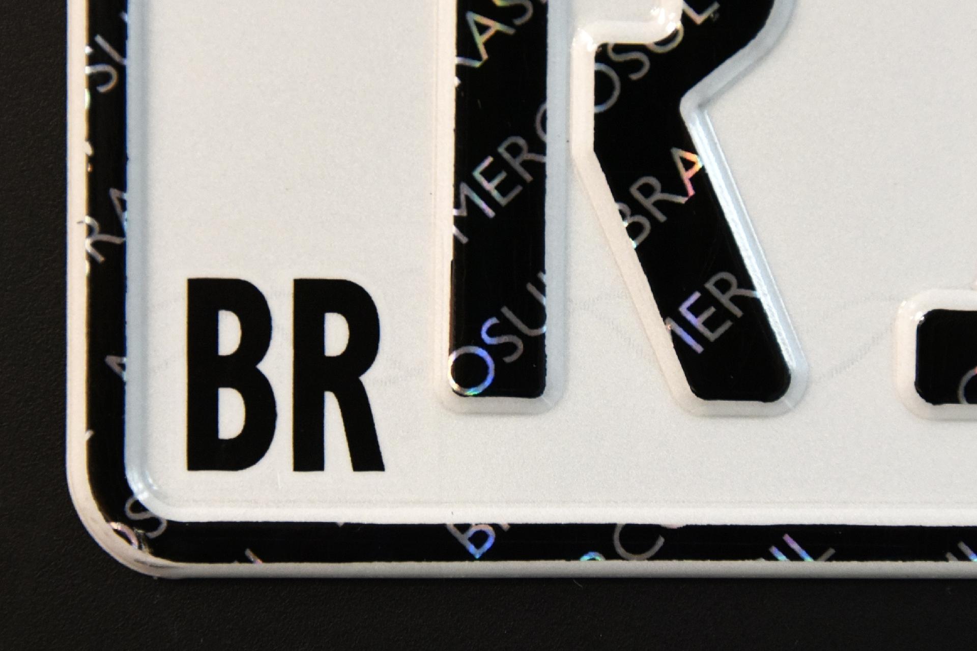 Placa Mercosul - Murilo Góes/UOL