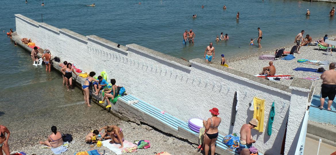 Praia de "El Pedocin", em Trieste, na Itália, em foto de 2017 - picture alliance/picture alliance via Getty Image