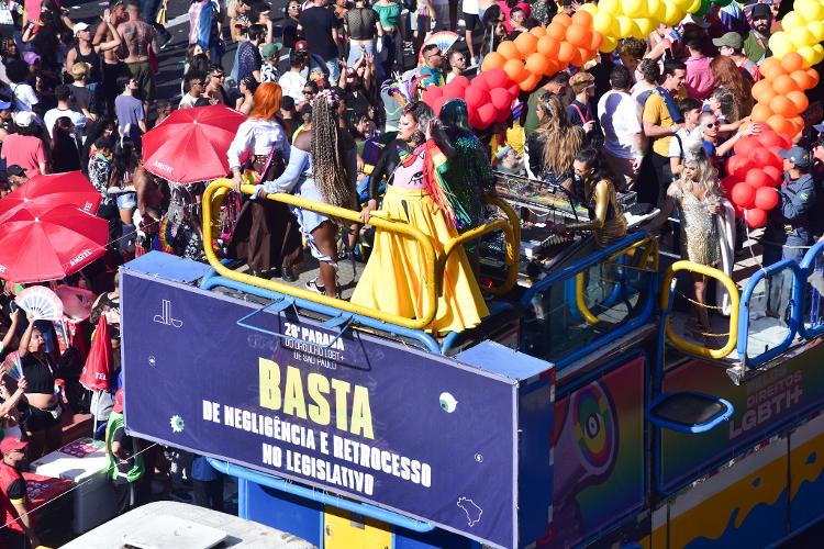 Trio da Parada do Orgulho LGBT+ 2024 de São Paulo