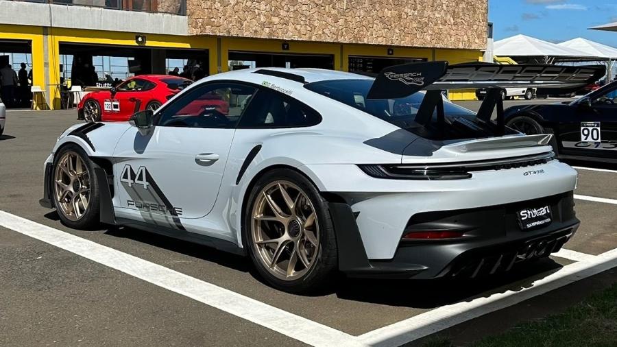 Porsche 911 GT3 RS: um carro de corrida homologado para as ruas - Lucas Cherubini/Reprodução