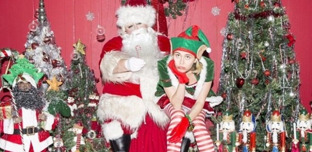 Miley Cyrus lança a música "Sad Christma"s Song" no Natal - Reprodução/Instagram/mileycyrus