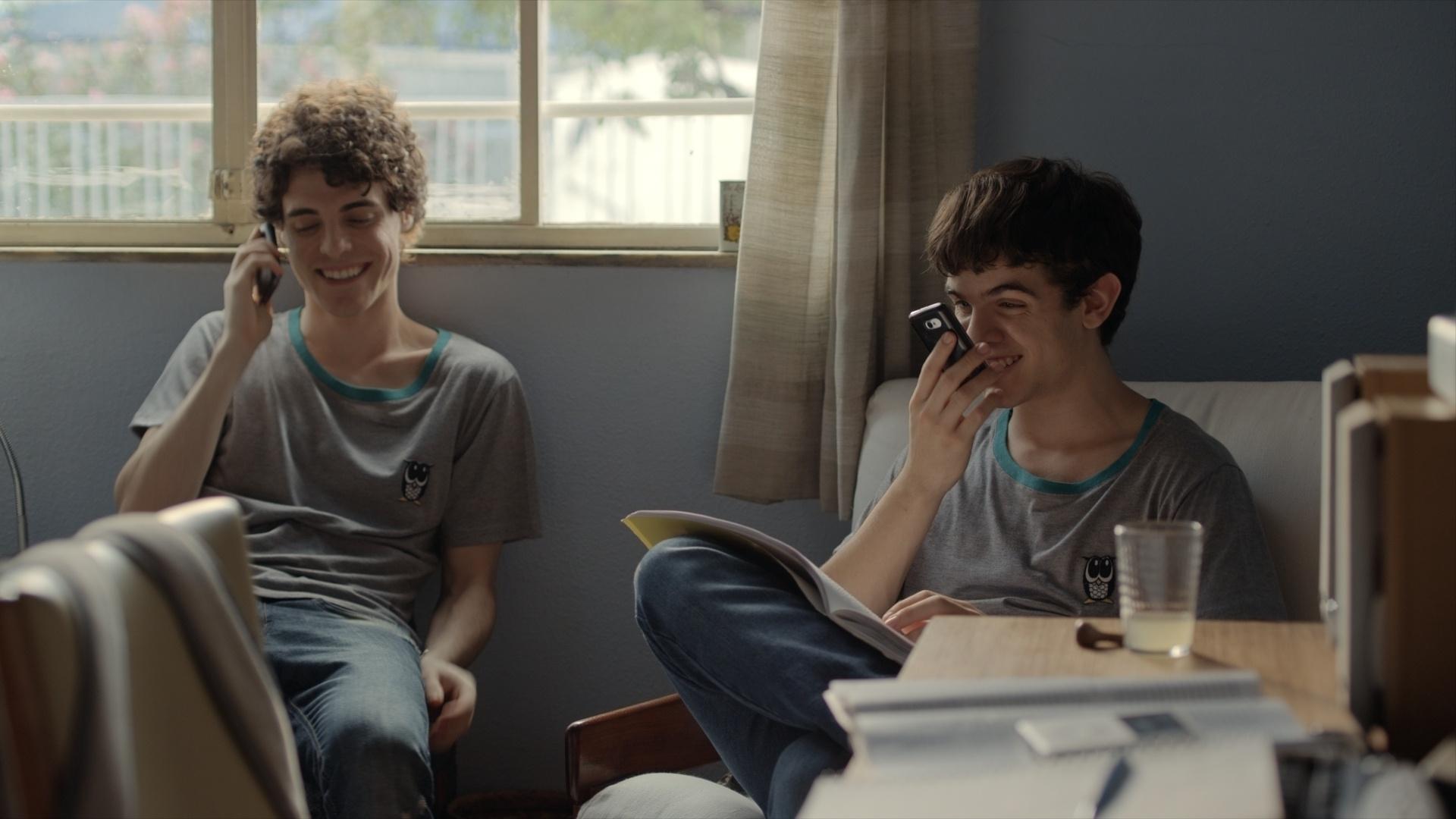 Cena do filme "Hoje Eu Quero Voltar Sozinho" (2014), de Daniel Ribeiro - Reprodução