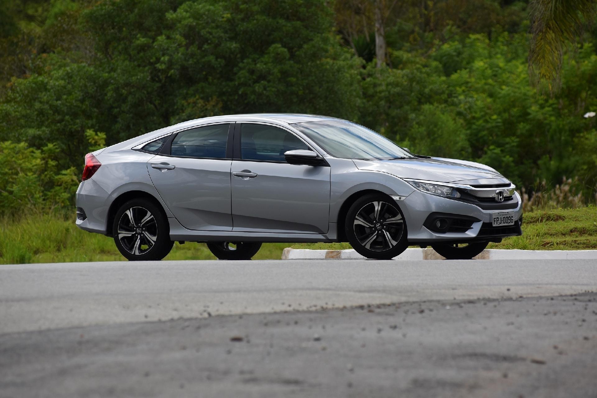 Honda Civic EXL - Murilo Góes/UOL