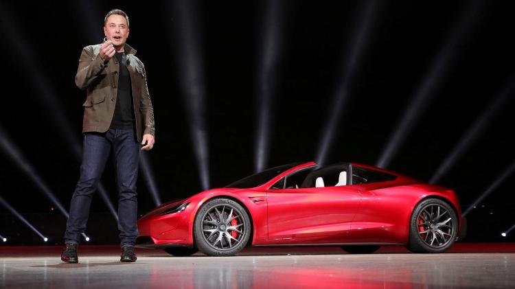 Elon Musk apresenta o Tesla Roadster