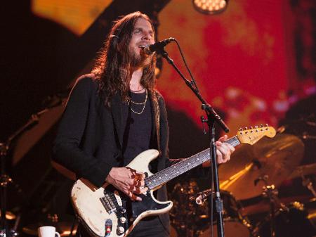 O guitarrista Jonathan Wilson, integrante da banda de Roger Waters na turnê "Us + Them" - Emerson Santos/FotoArena/Estadão Conteúdo