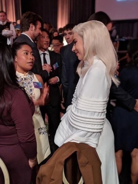 Yalitza Aparicio e Lady Gaga em evento do Oscar - Reprodução/Twitter