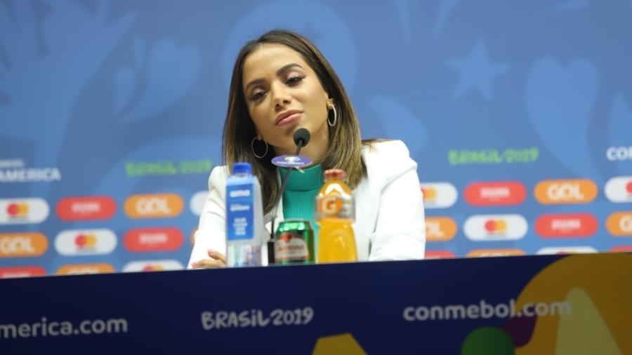 Anitta em coletiva sobre encerramento da Copa América no Maracanã - Daniel Pinheiro/AgNews