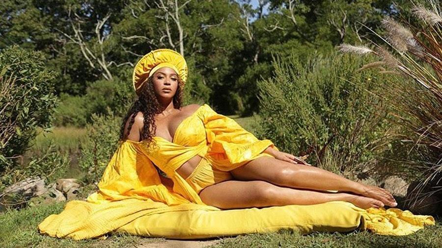 Beyoncé veste figurino criado pela estilista Senegalesa Adama Paris - Reprodução/Instagram