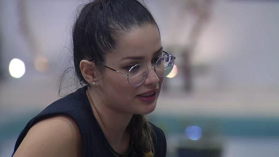 Juliette Bbb Bbb21 Thaís Atende Ao Big Fone Se Salva Do Paredão E