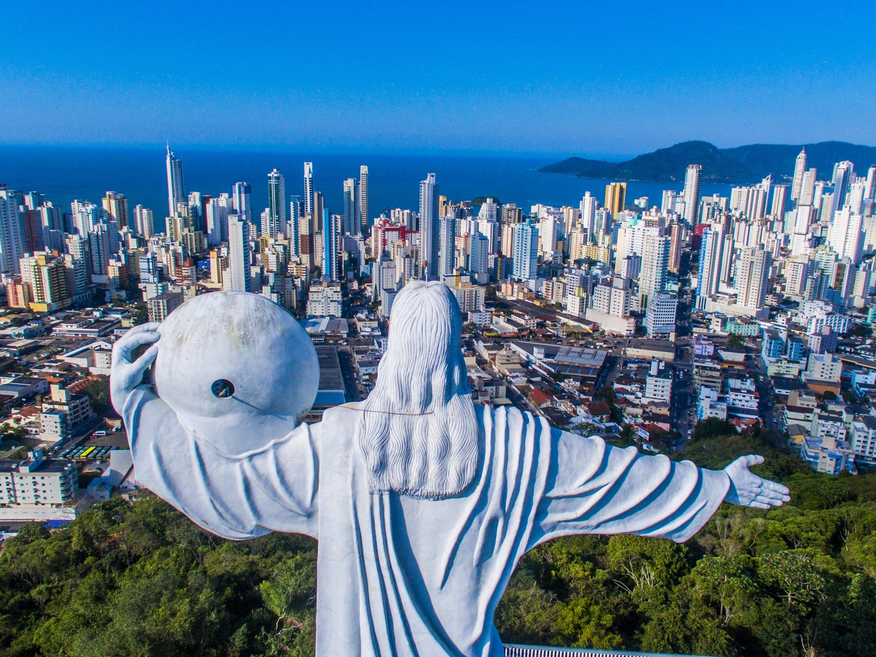 05 PEÕES DE CRISTO BRASIL - O MUNDO CONVENCIONAL 