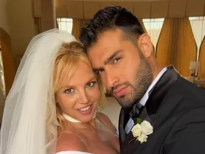 Ex-marido de Britney Spears comenta divórcio: 'Pessoas se distanciam'