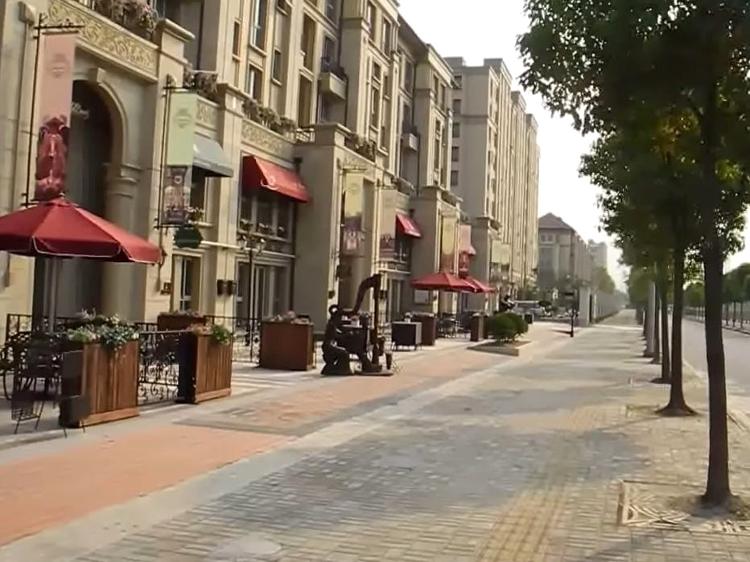 Città di Pujiang, também conhecida como Pujiang New Town, uma cidade chinesa de inspiração italiana