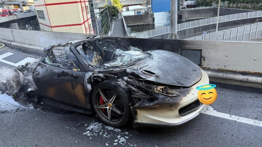 Ferrari 458 Spider é consumida pelo fogo no Japão Ferrari 458 Spider é consumida pelo fogo no Japão