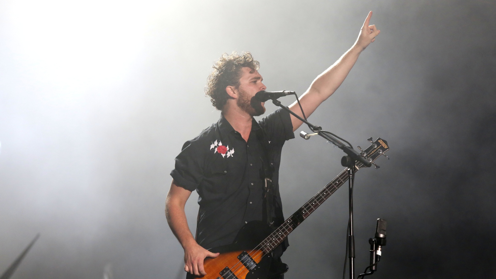 19.set.2015 - O dueto britânico Royal Blood, formado por Mike Kerr e Ben Thatcher, se apresenta na segunda noite do Rock in Rio - Fernando Maia/UOL