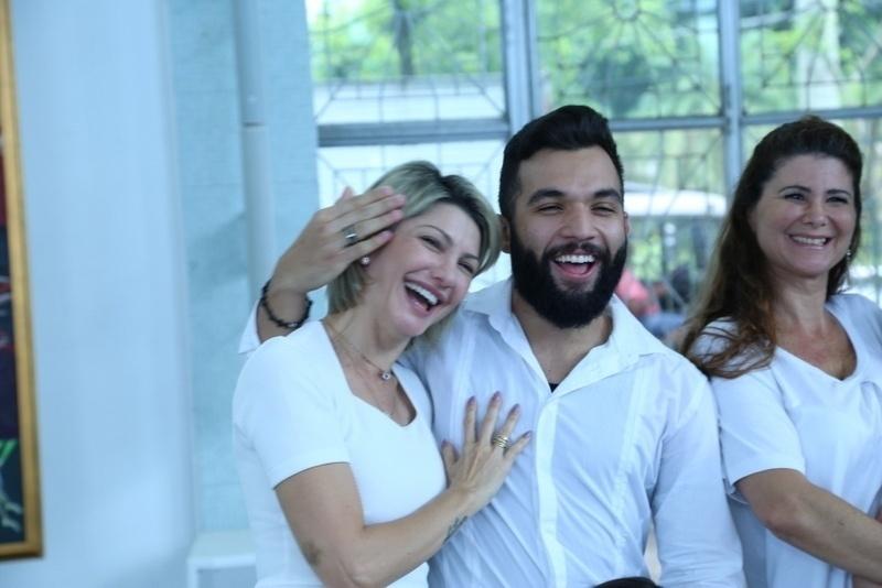Antonia Fontenelle e Jonathan Costa se reuniram para batizado do filho neste domingo (3). A cerimônia aconteceu na Paroquia São José da Lagoa, zona sul do Rio de Janeiro - Anderson Borde/AgNews