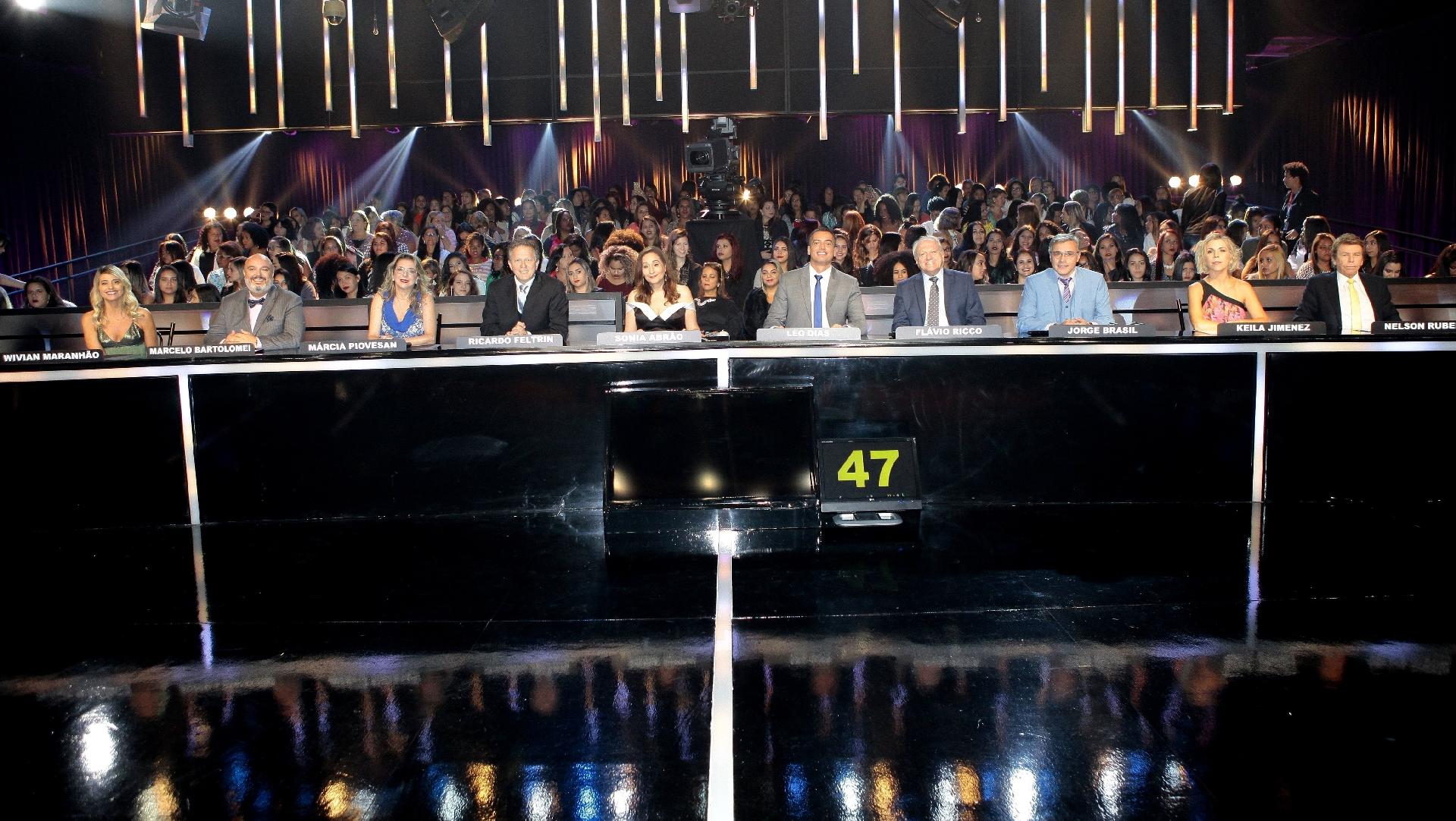 Os jurados da 60ª edição do Troféu Imprensa: Wivian Maranhão (7 Dias, Conta Mais e TV Brasil), Marcelo Bartolomei (Caras e Contigo), Márcia Piovesan (Tititi), Ricardo Feltrin (UOL), Sonia Abrão (RedeTV!), Léo Dias (O Dia/SBT), Flávio Ricco (UOL), Jorge Brasil (Minha Novela), Keila Jimenez (R7) e Nelson Rubens (RedeTV!) - Lourival Ribeiro/SBT