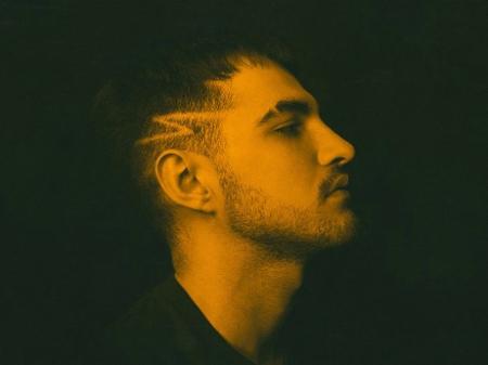 Sucesso na internet com covers de sucessos do pop, Jão se prepara para lançar primeiro disco - Divulgação
