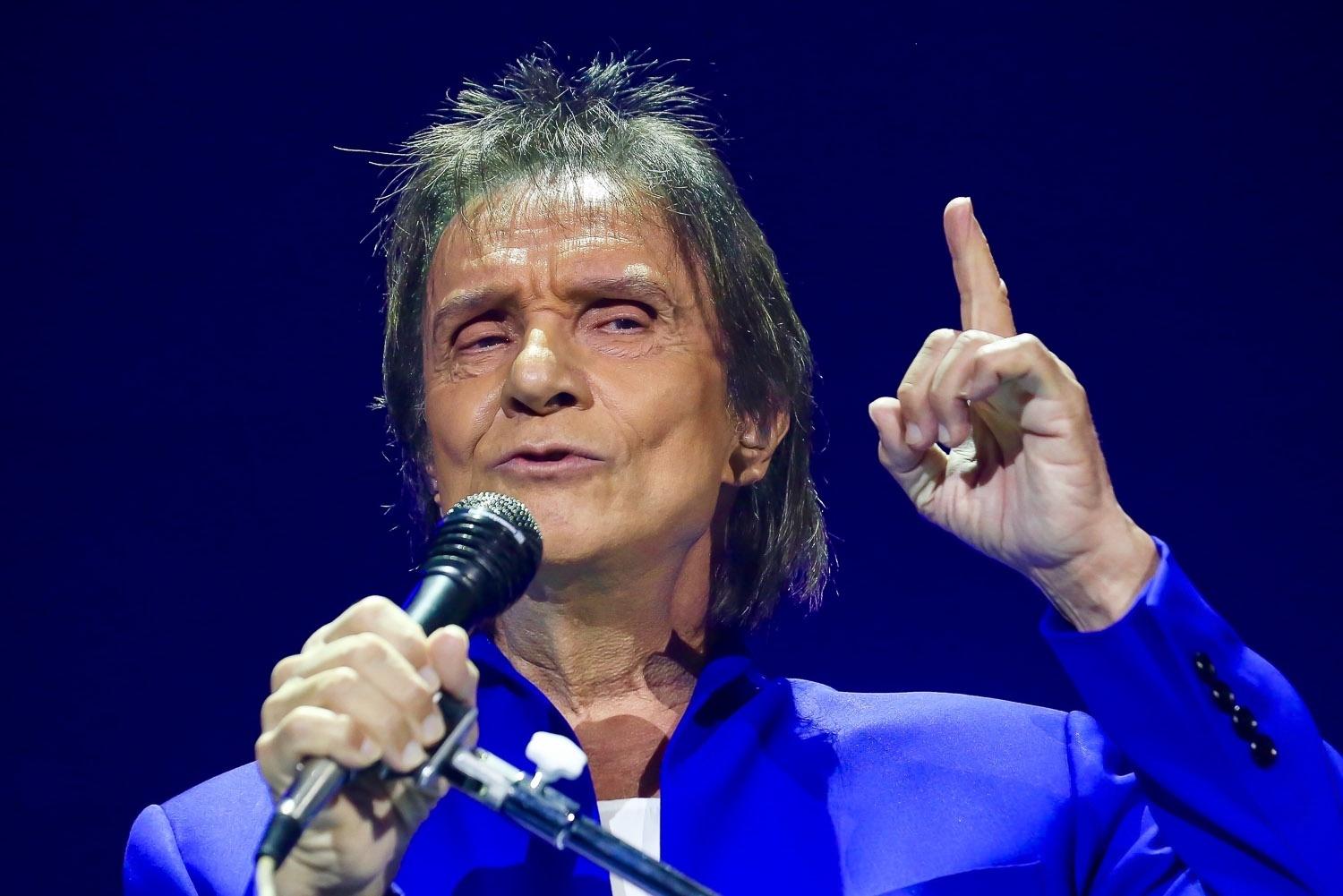 Roberto Carlos fará outros shows no Espaço das Américas nos dias 15, 16, 20, 23 e, no dia 22, em substituição ao show adiado por causa da gripe - Manuela Scarpa/Brazil News