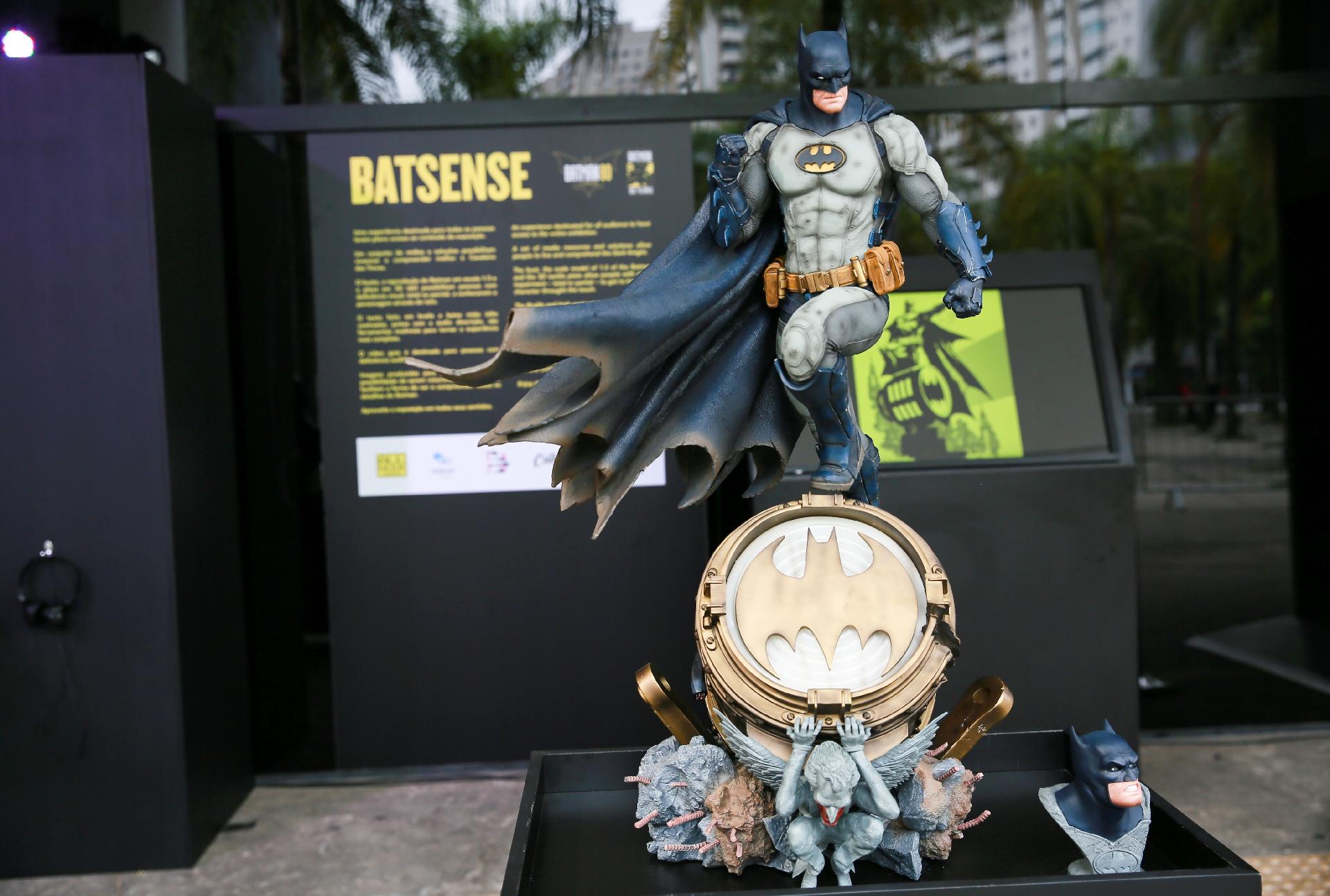 Batman 80 - Exposição ganhou uma área acessível e ativações específicas para deficientes visuais e auditivos. - Iwi Onodera/UOL