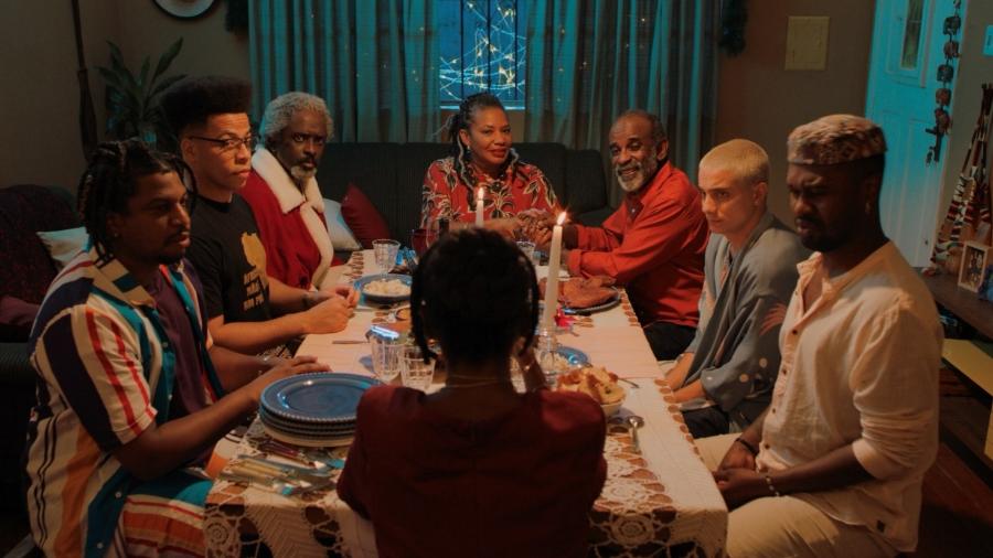 Cena da série "A Casa da Vó", estrelada por Margareth Menezes, disponível na WoloTV - Divulgação