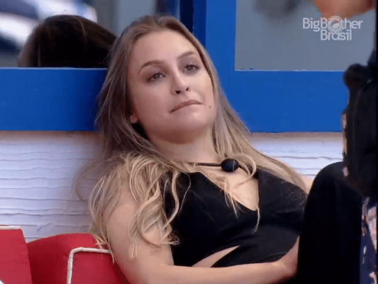 Revolta da internet com Carla Diaz é injusta e machista