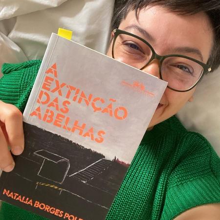 Natalia Borges Polesso, autora de "A Extinção das Abelhas" - Reprodução/Instagram 