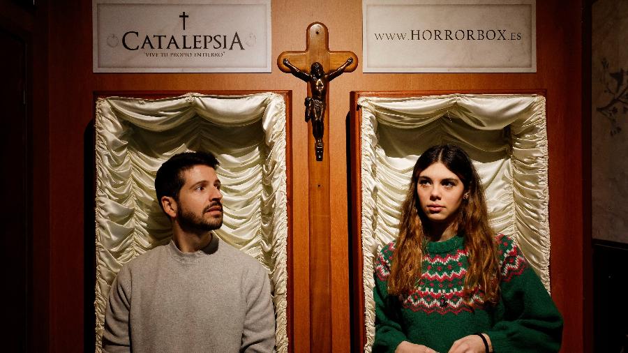 Miriam Castella e Carlos Granedo participam do "escape room" Catalepsia