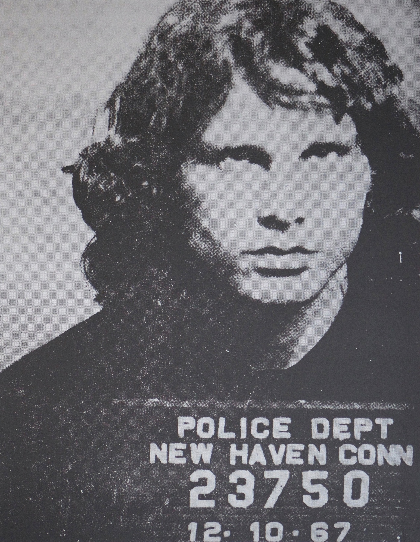 Explorando ícones da cultura ocidental, Russell Young expõe suas obras pela primeira vez no Brasil na Plataforma91 (Rua Major Diogo, 91, Bela Vista, São Paulo),  de 2 a 30 de abril, com entrada gratuita. O horário de funcionamento é de quarta a sábado das 11h às 18h. - Divulgação