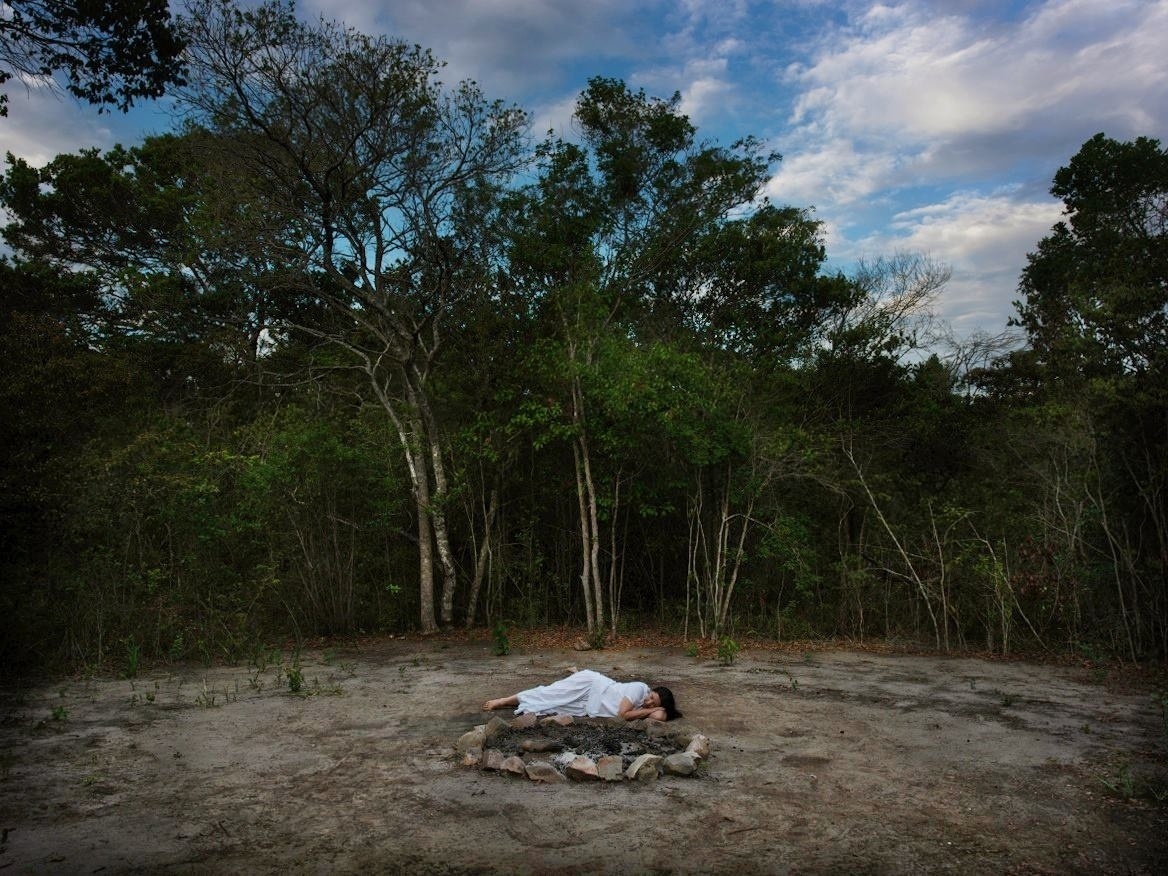 Cena do filme "Espaço Além - Marina Abramovic e o Brasil" - Divulgação