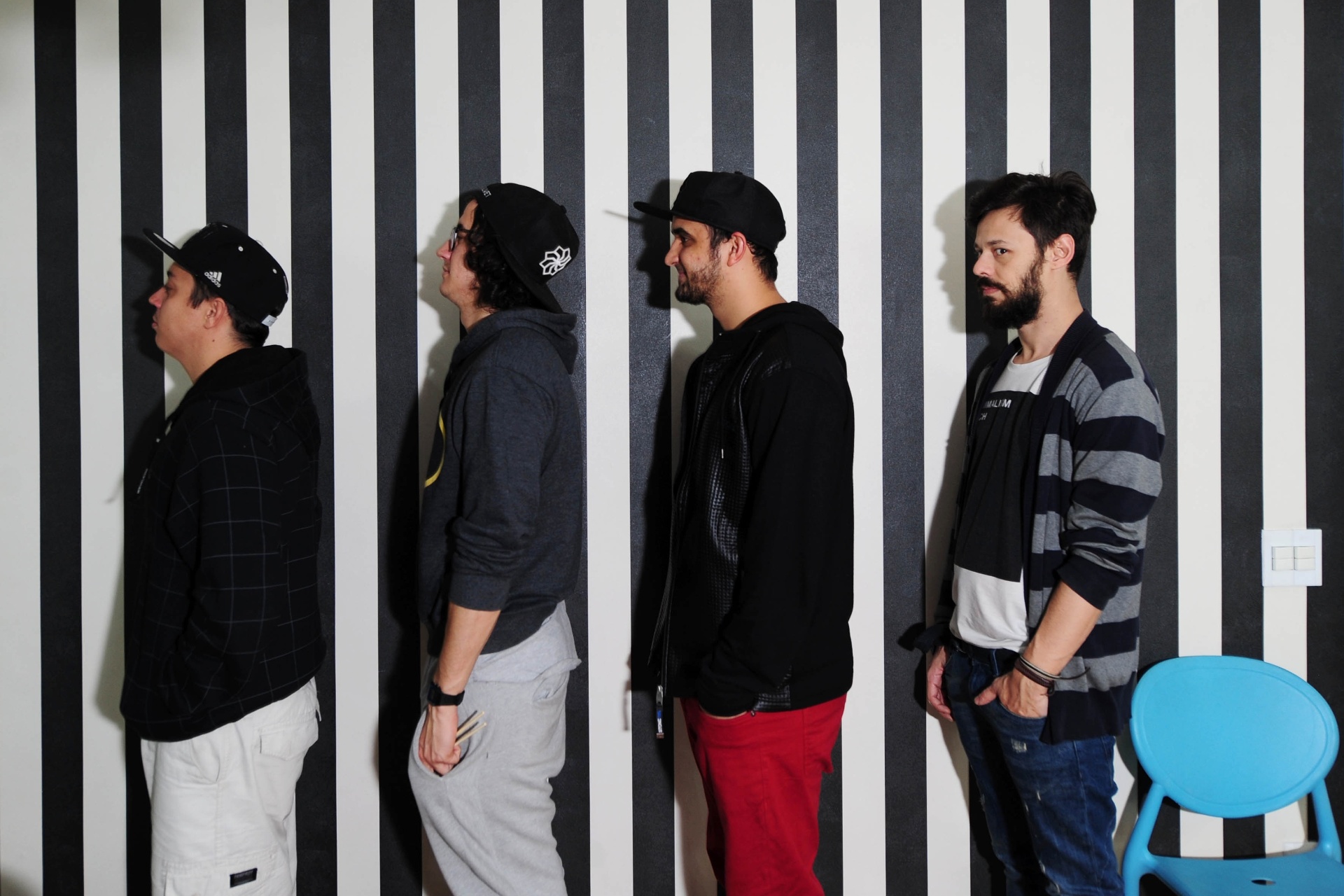 Da esquerda para a direita, os humoristas Renato Albani, Afonso Padilha, Thiago Ventura e Nando Viana - Junior Lago/UOL