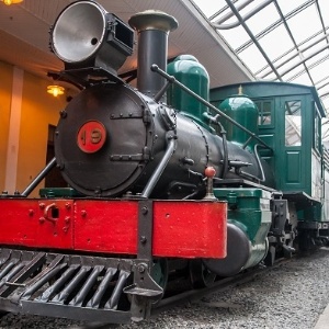 Maria Fumaça, original de 1908, abriga biblioteca do Museu Ferroviário - Divulgação/Priscilla Fiédler - Divulgação/Priscilla Fiédler
