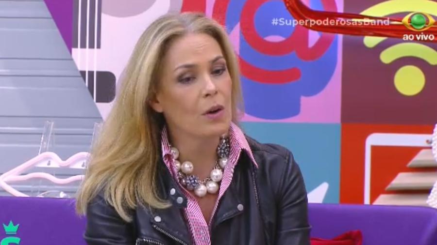 Carolina Ferraz durante o programa "Superpoderosas" - Reprodução/Band