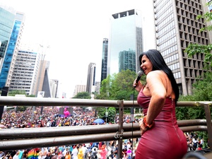 Gretchen dá show no último trio da 22ª Parada do Orgulho LGBTI+ de SP - Junior Lago/UOL