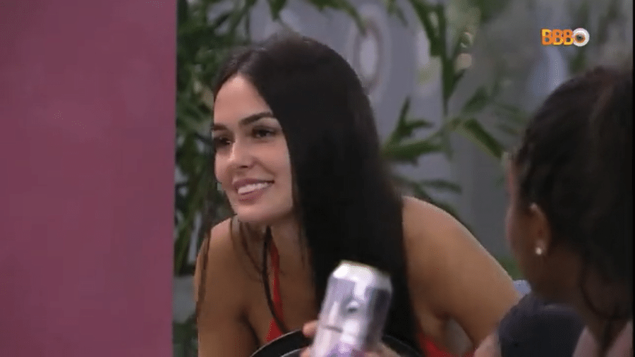 BBB 23: Larissa conta a brothers cantor famoso com quem já trocou ideia - Reprodução/Globoplay