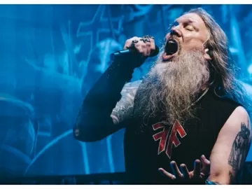 Amon Amarth domina palco do Knotfest e promove festa viking particular