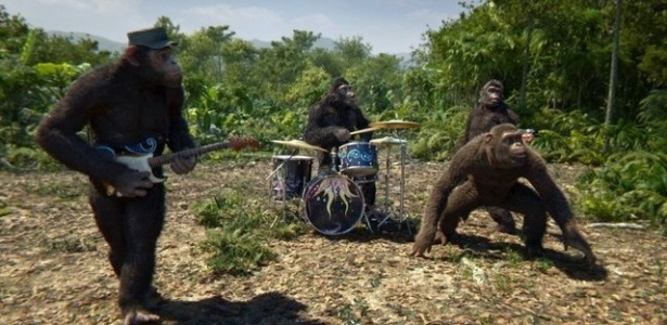 Macacos dançam ao som de "Adventure of a Lifetime"  - Reprodução