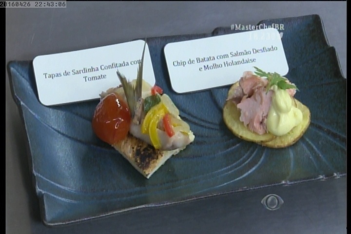 26.abr.2016 - Tapa de sardinha e chip de batata com salmão desfiado foram dois dos pratos de prova do "MasterChef" - Reprodução/Band