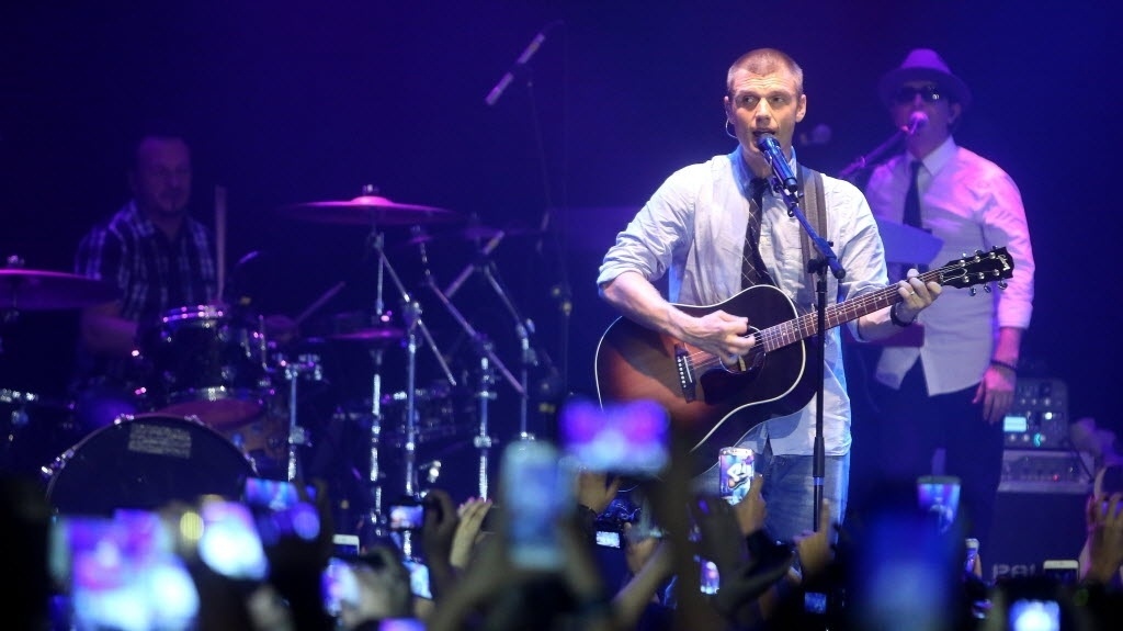 10.jul.2016 - Integrante dos Backstreet Boys, Nick Carter se apresenta no Via Marquês, em São Paulo. Show faz parte da sua turnê solo "All American" - Ricardo Matsukawa/UOL