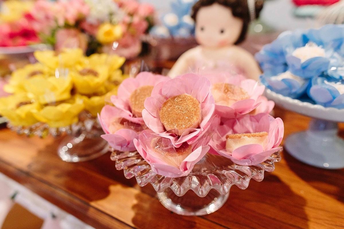 chá bailarina docinhos - Nina Bedacchi/Divulgação