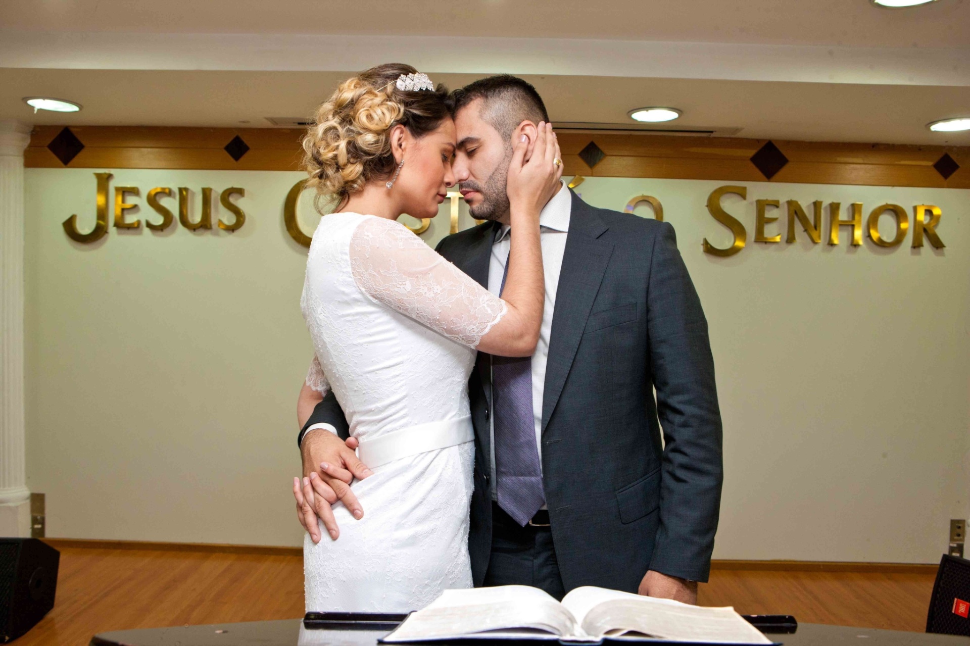 Andressa Urach se casou com Tiago Costa na manhã desta segunda-feira - Cláudio Cauduro/Divulgação/Agência Fio Condutor