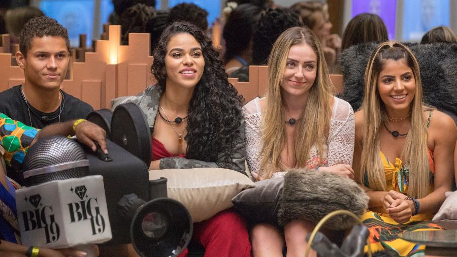 Os participantes Danrley, Elana, Paula e Hariany do "BBB19" - Globo/Victor Pollak