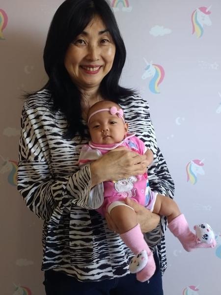 Marina Yumiko Fujita que engravidou aos 57 anos e a filha Pietra - Arquivo Pessoal