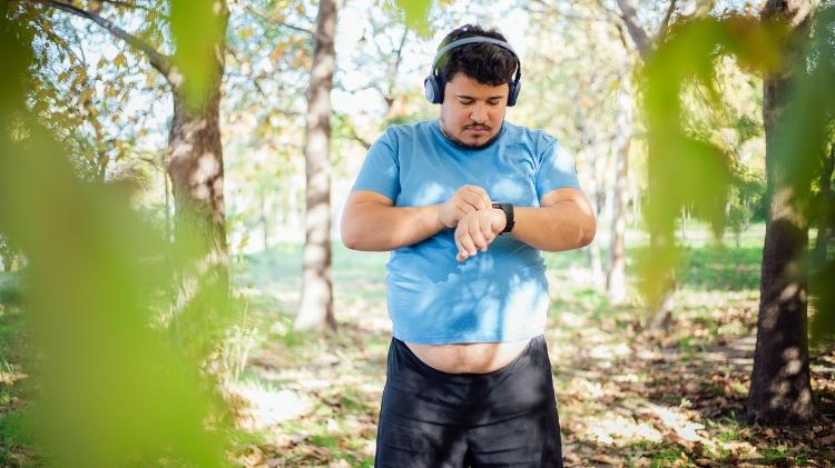 exercício, perda de peso, caminhada, treino - iStock - iStock