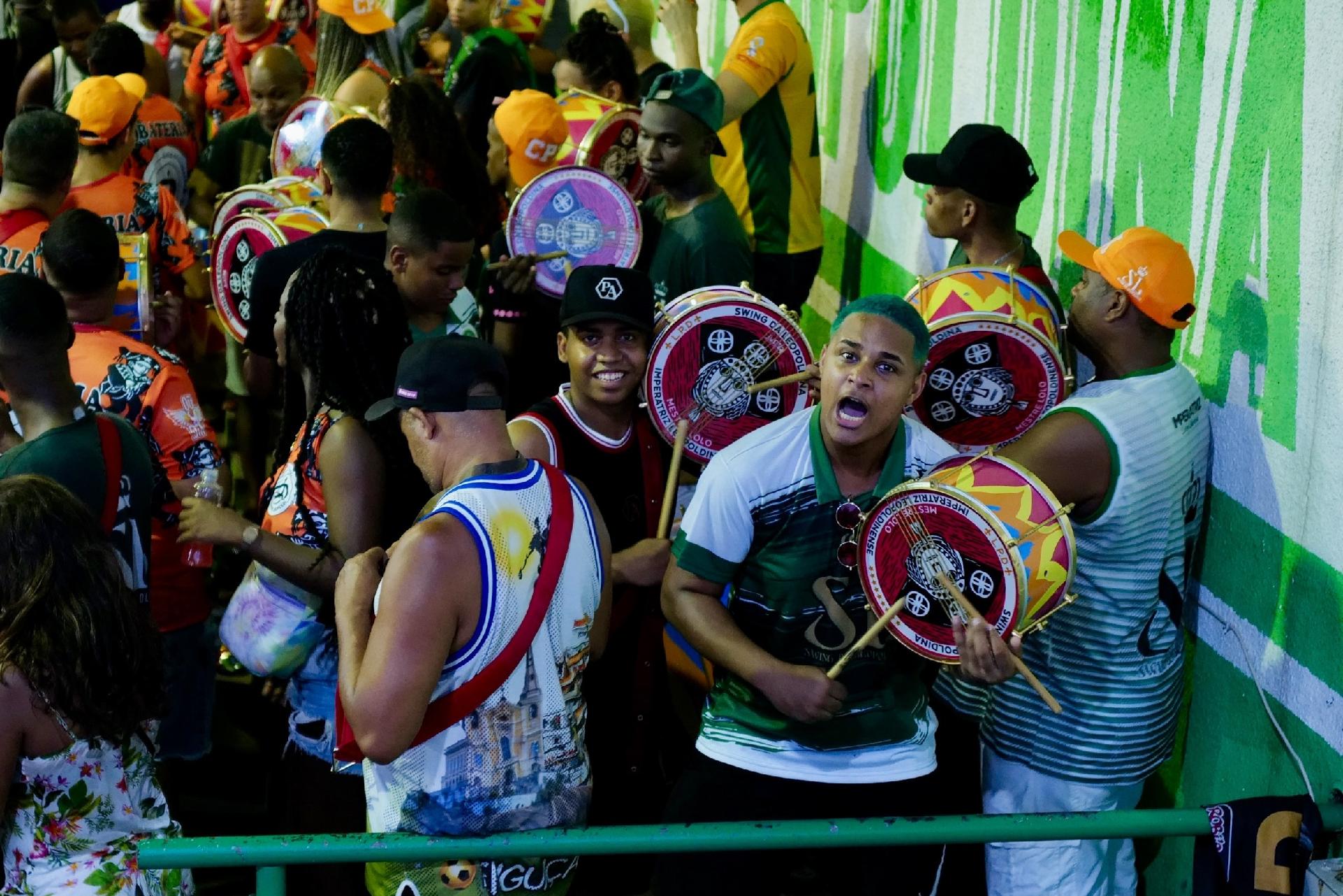 Campeã do Carnaval 2023, quadra da Imperatriz Leopoldinense esté em festa no RJ - Lucas Landau/UOL