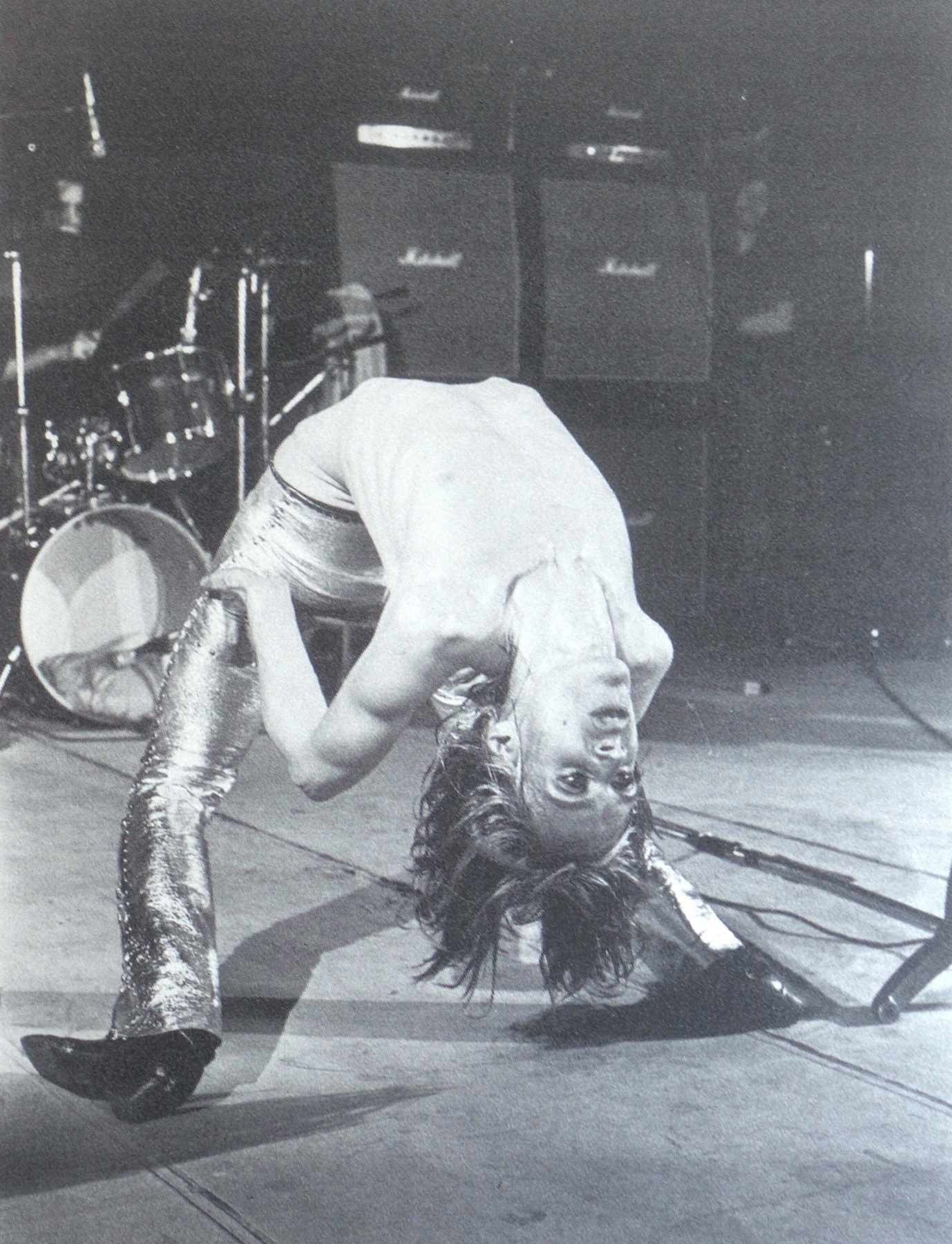 Explorando ícones da cultura ocidental, Russell Young expõe suas obras pela primeira vez no Brasil na Plataforma91 (Rua Major Diogo, 91, Bela Vista, São Paulo),  de 2 a 30 de abril, com entrada gratuita. O horário de funcionamento é de quarta a sábado das 11h às 18h. - Divulgação